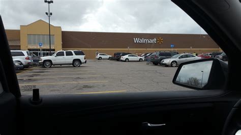 Walmart winchester rd - A man has been critically injured after a shooting Friday afternoon at a Walmart in Tennessee. ... 2851 Winchester Rd. Lexington, KY 40509 (859) 299-0411; Public …